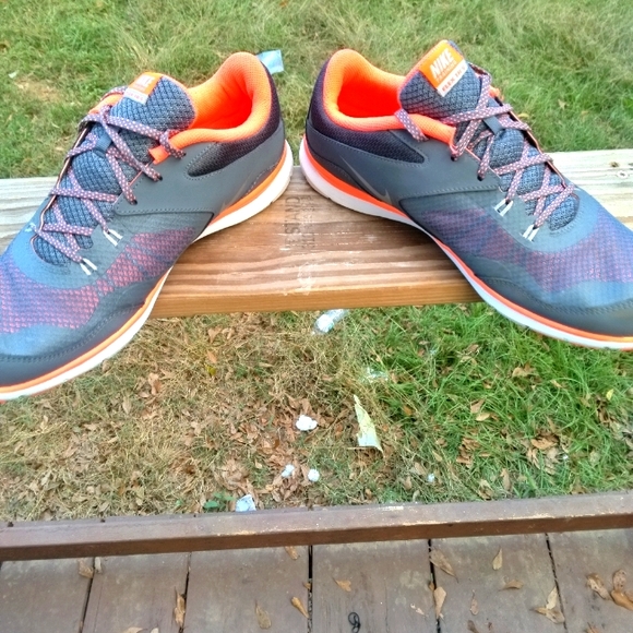 Women's Nike Flex (Pre-Owned) - Picture 4 of 6